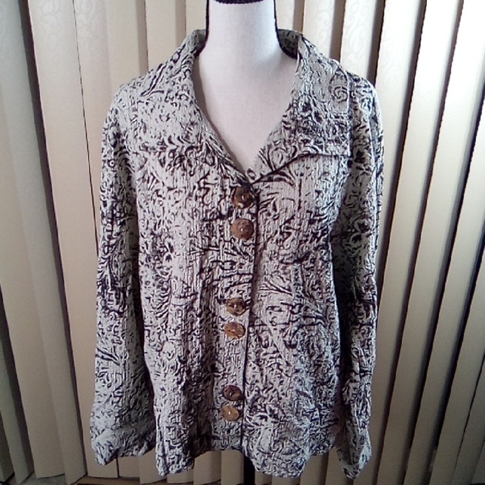 Patterned Button-Up Jacket - Picture 1 of 4